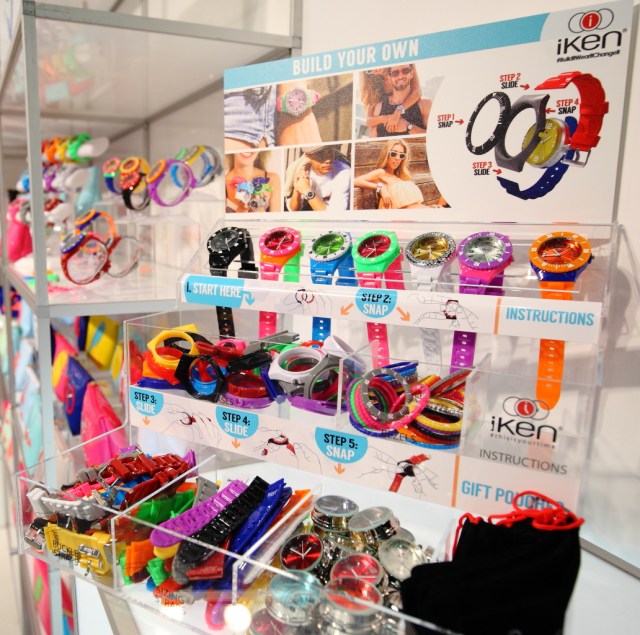 The success of Lolo’s bags has lead MacLear to offer another product: make-them-yourself watches.